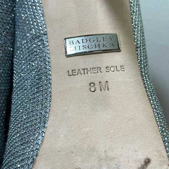 Badgley Mischka Ponderosa Silver Sparkle Stiletto Heel Sequin Pumps Shoes Size 8 - Picture 11 of 14